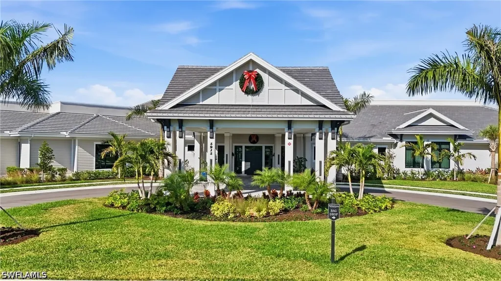 5427 Double Eagle Circle The National Golf & Country Club At Ave Maria FL 34142