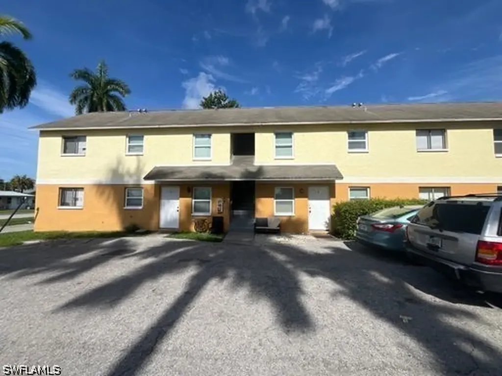 1927 Hill Avenue Fort Myers FL 33901
