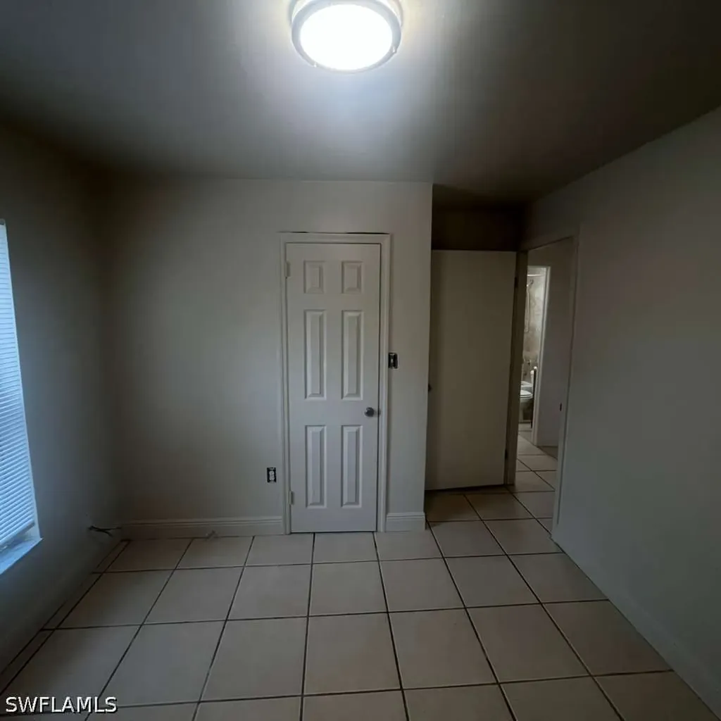 1427 Markland Fort Myers FL 33916