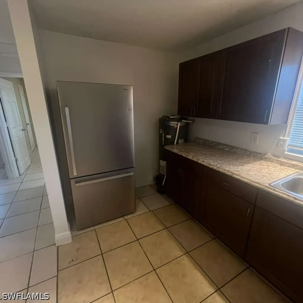 1427 Markland Fort Myers FL 33916