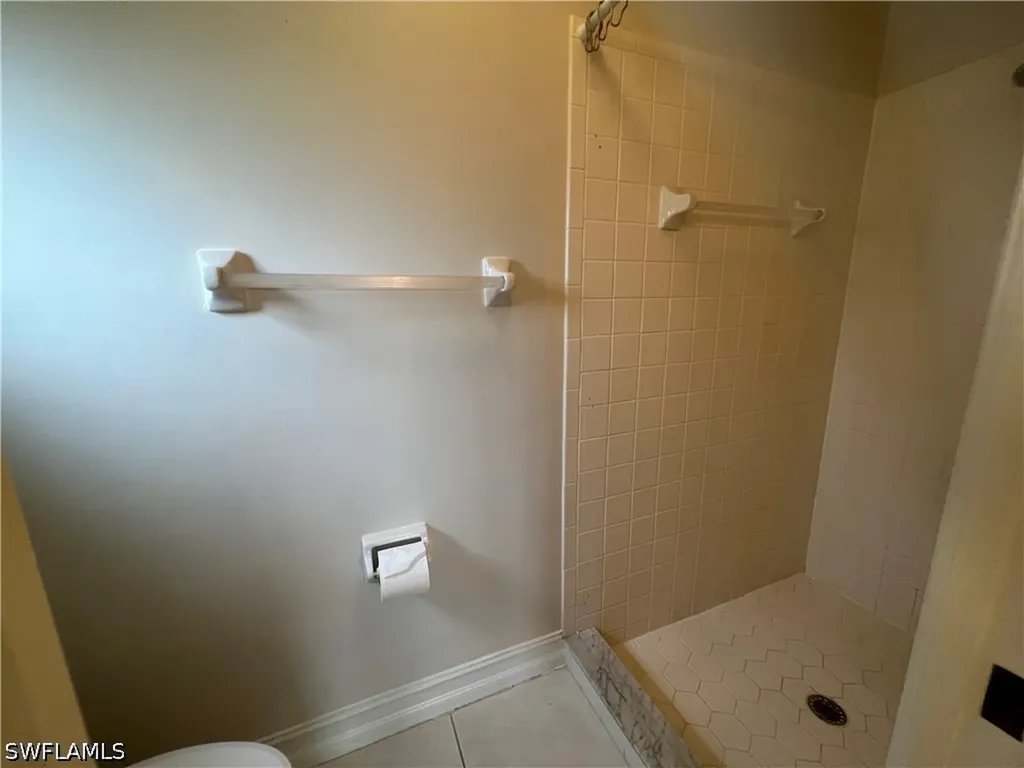 108 Tanglewood Court Naples FL 34113