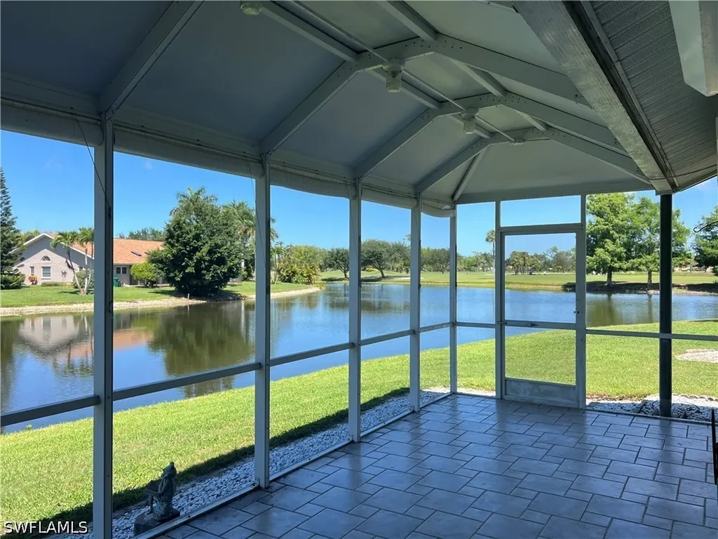 108 Tanglewood Court Naples FL 34113