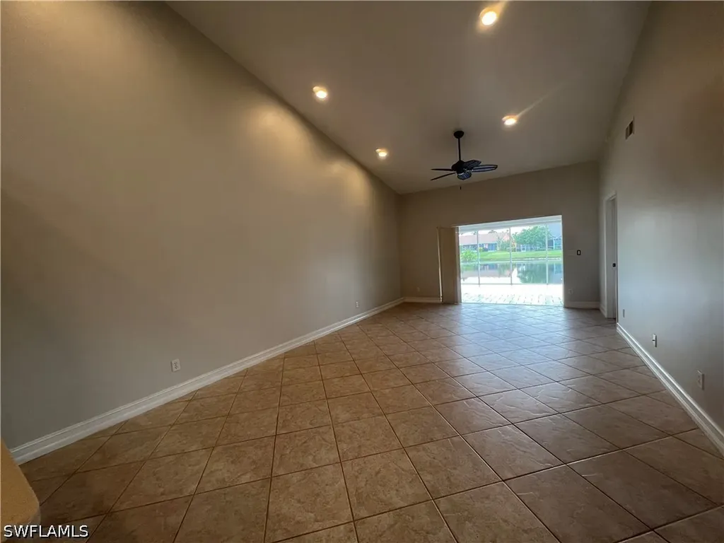 108 Tanglewood Court Naples FL 34113