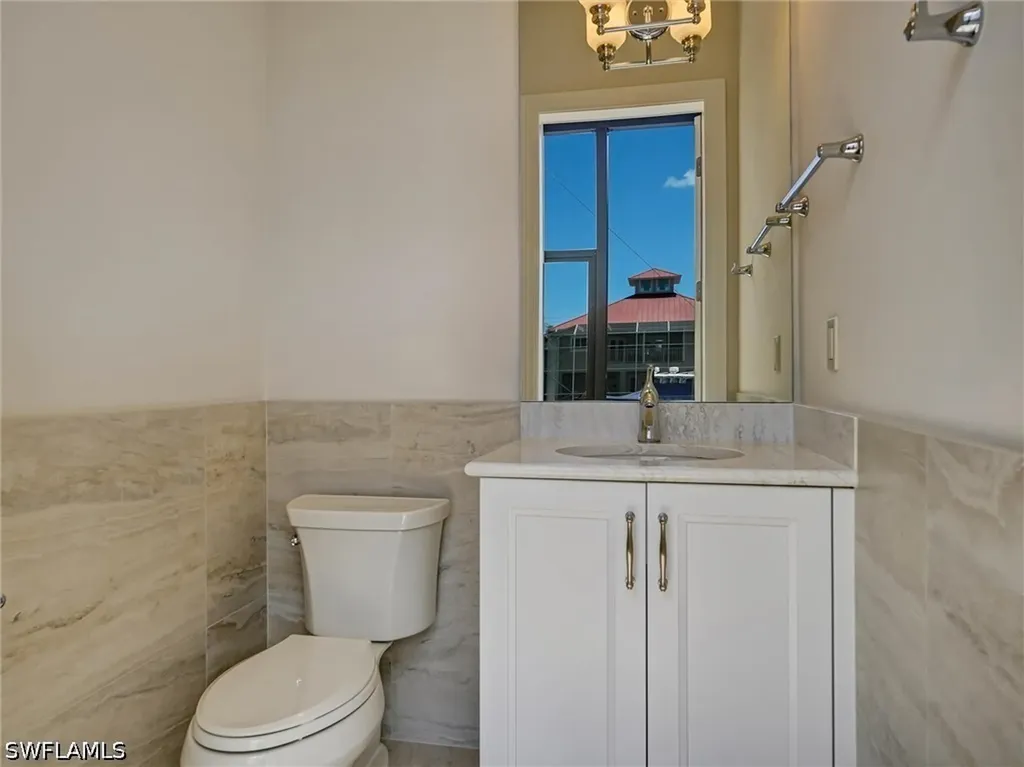 1065 Cottonwood Court Marco Island FL 34145