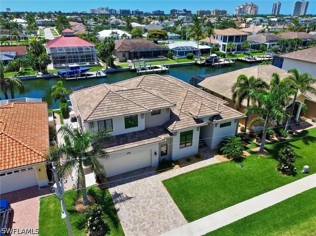 1065 Cottonwood Court Marco Island FL 34145