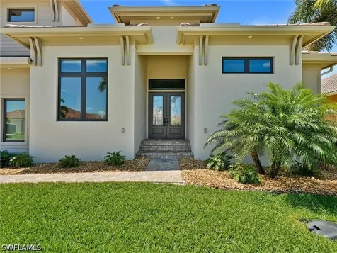 1065 Cottonwood Court Marco Island FL 34145
