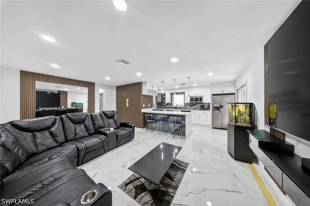 5278 Floridan Avenue Naples FL 34113
