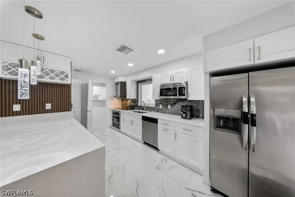 5278 Floridan Avenue Naples FL 34113