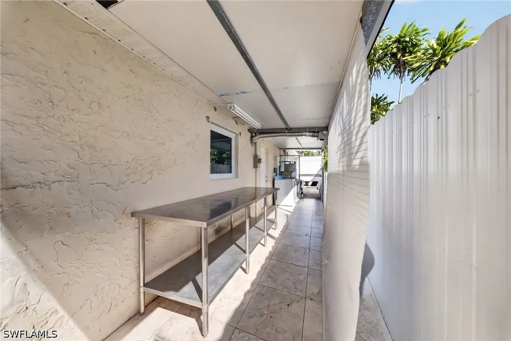 5278 Floridan Avenue Naples FL 34113