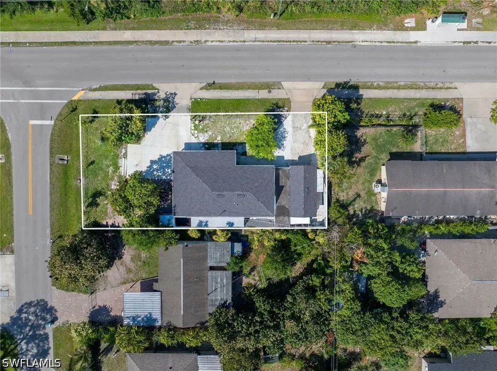 5278 Floridan Avenue Naples FL 34113