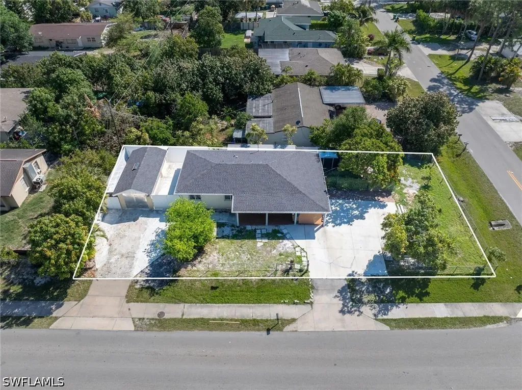 5278 Floridan Avenue Naples FL 34113