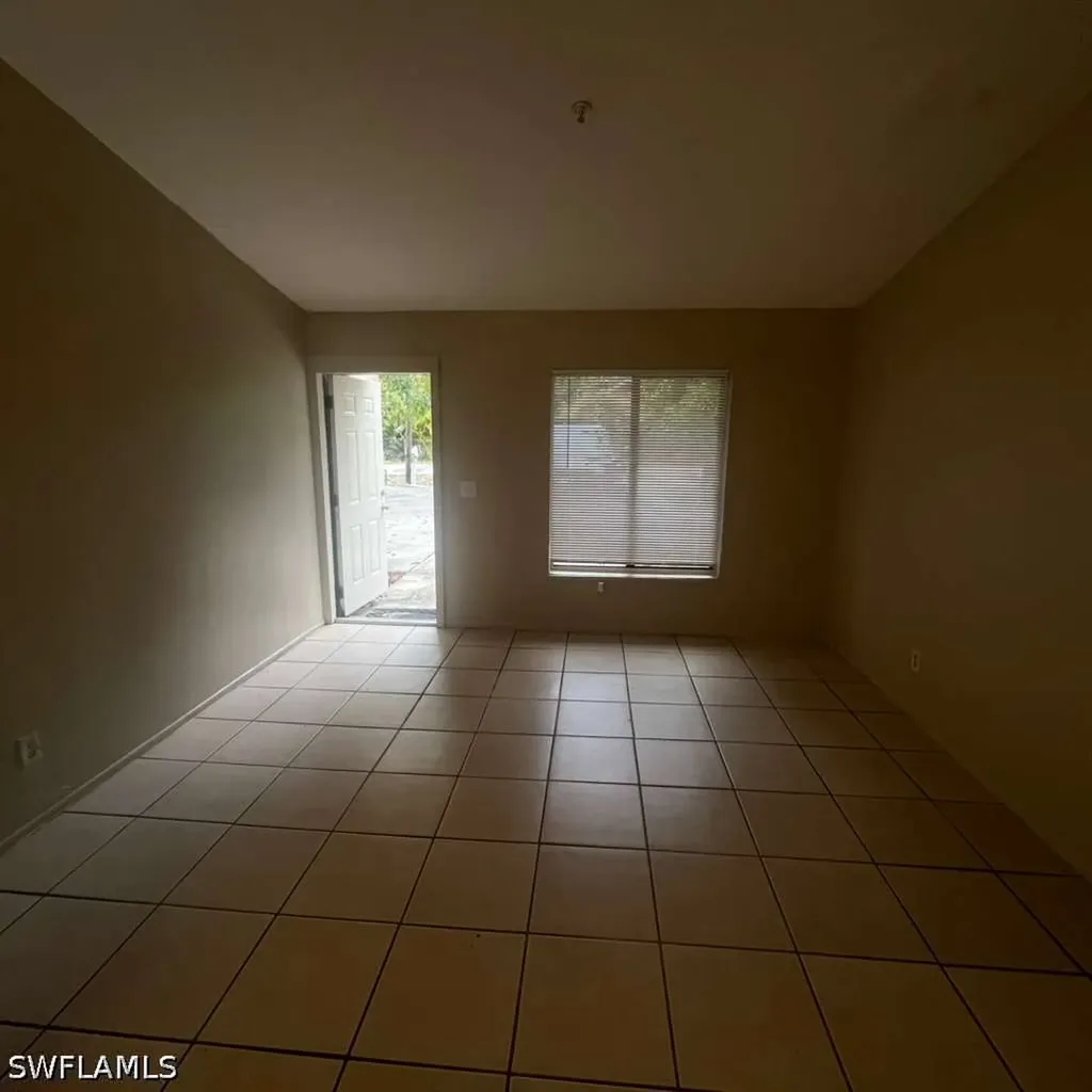 3838 Madison Avenue Fort Myers FL 33916