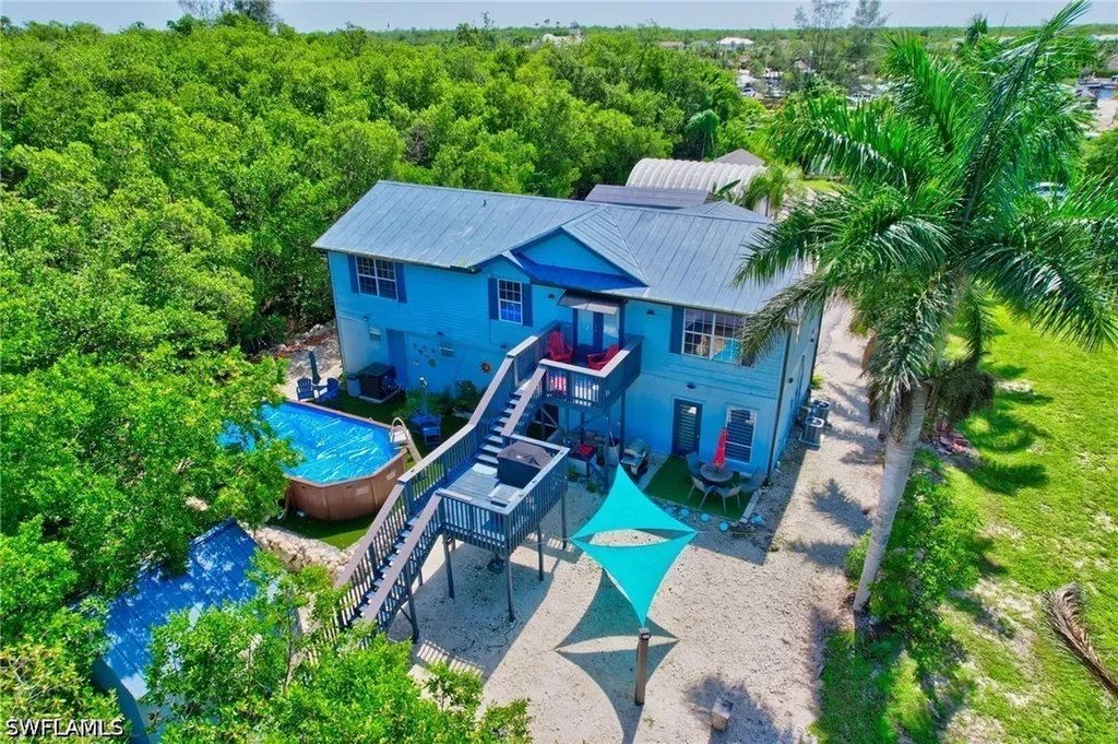 936 Panther Creek Lane Everglades City FL 34139