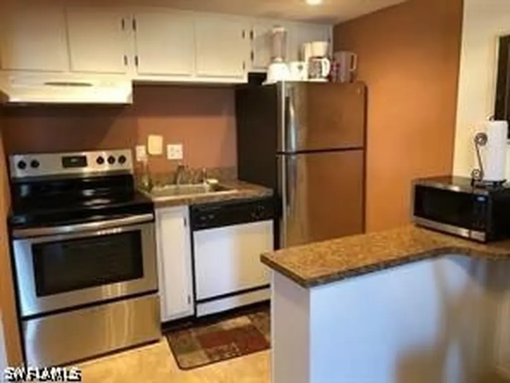 3 Bluebill Avenue Naples FL 34108