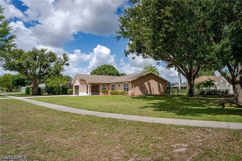 3121 Orange Grove Trail Naples FL 34120