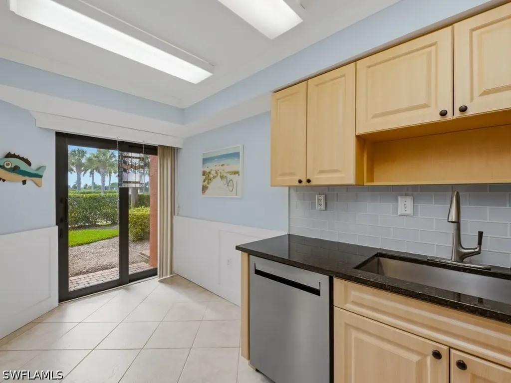1512 Mainsail Drive Naples FL 34114