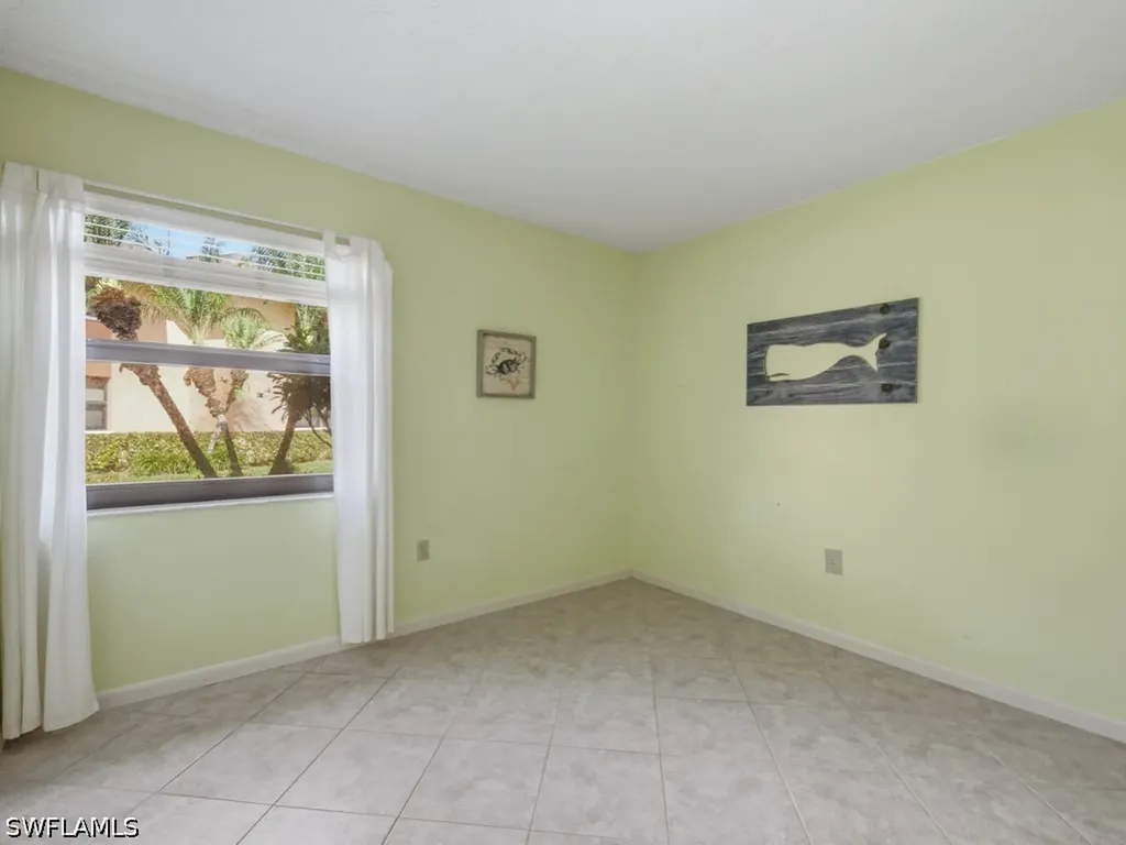 1512 Mainsail Drive Naples FL 34114