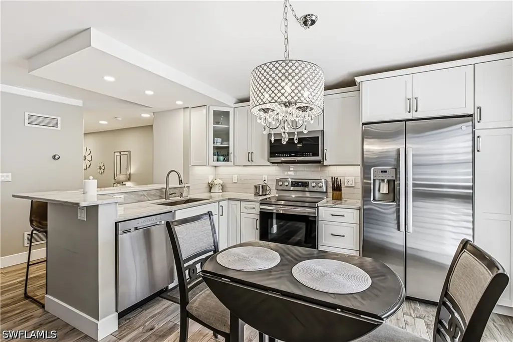 1085 Bald Eagle Drive Marco Island FL 34145