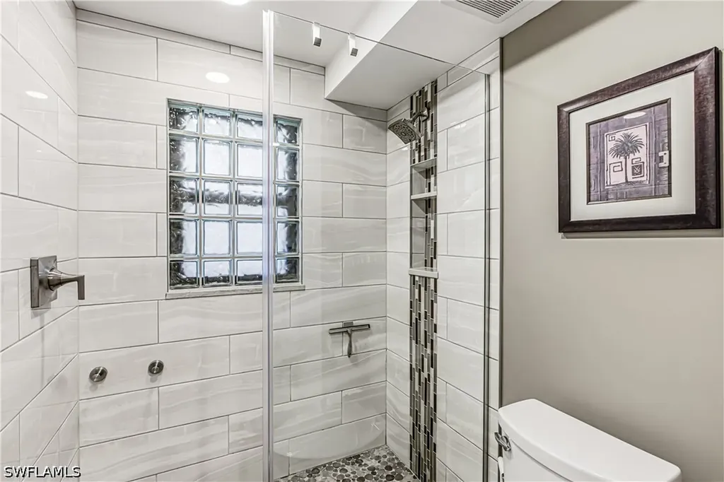 1085 Bald Eagle Drive Marco Island FL 34145