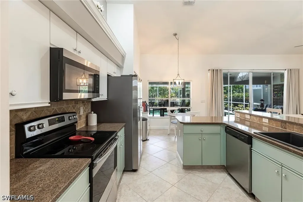 6769 Berwick Place Naples FL 34104