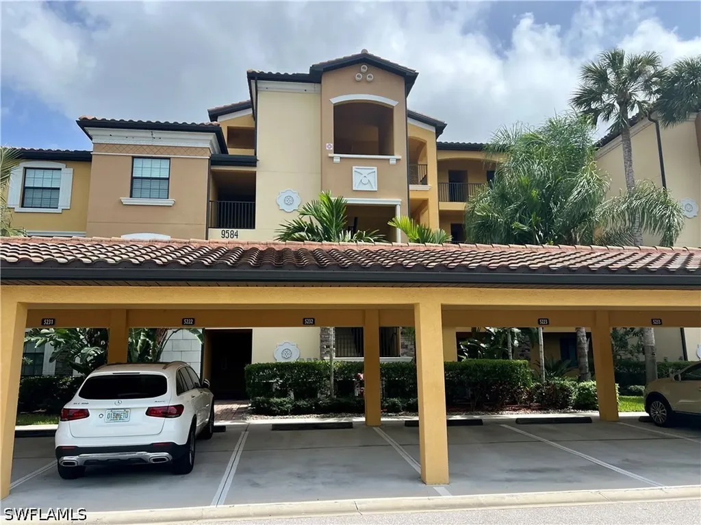 9584 Trevi Court Naples FL 34113
