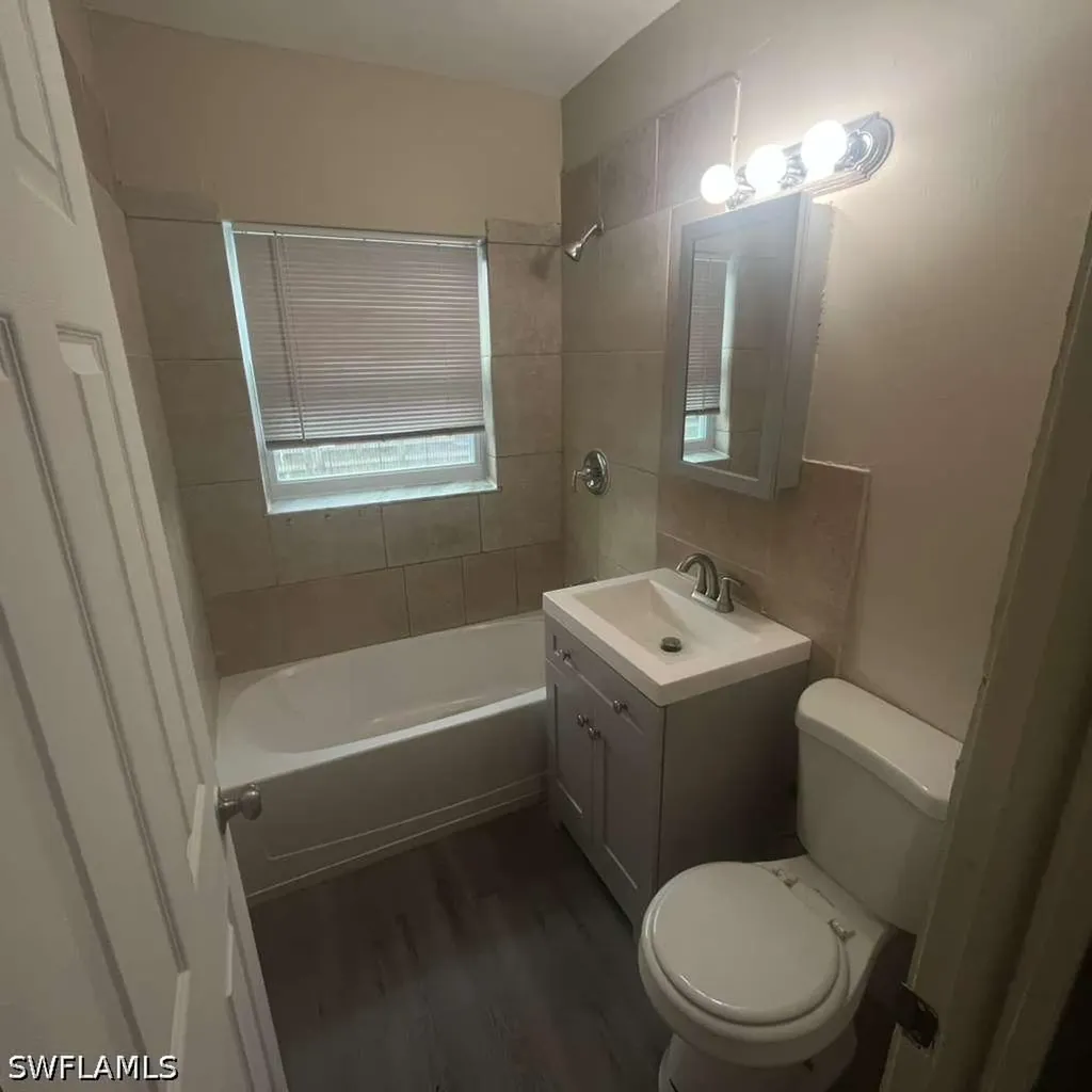 3619 Seminole Avenue Fort Myers FL 33916