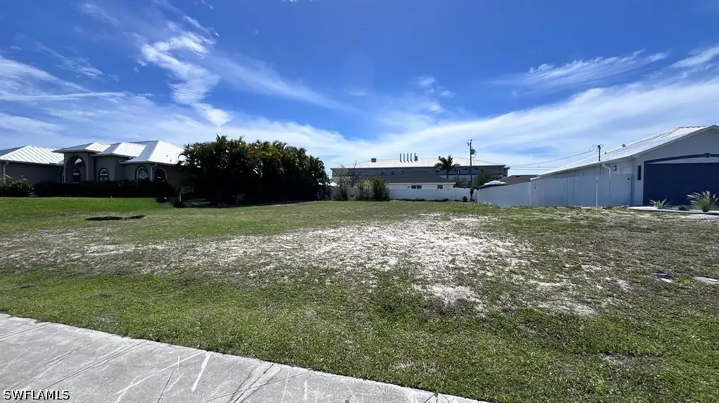 1614 SW 6th Avenue Cape Coral FL 33991