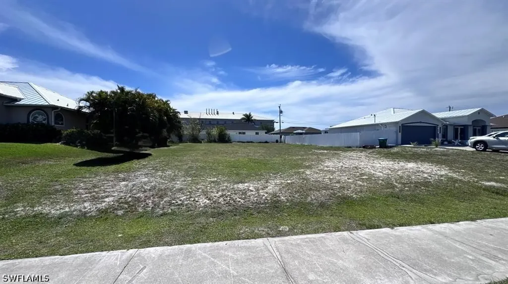 1614 SW 6th Avenue Cape Coral FL 33991