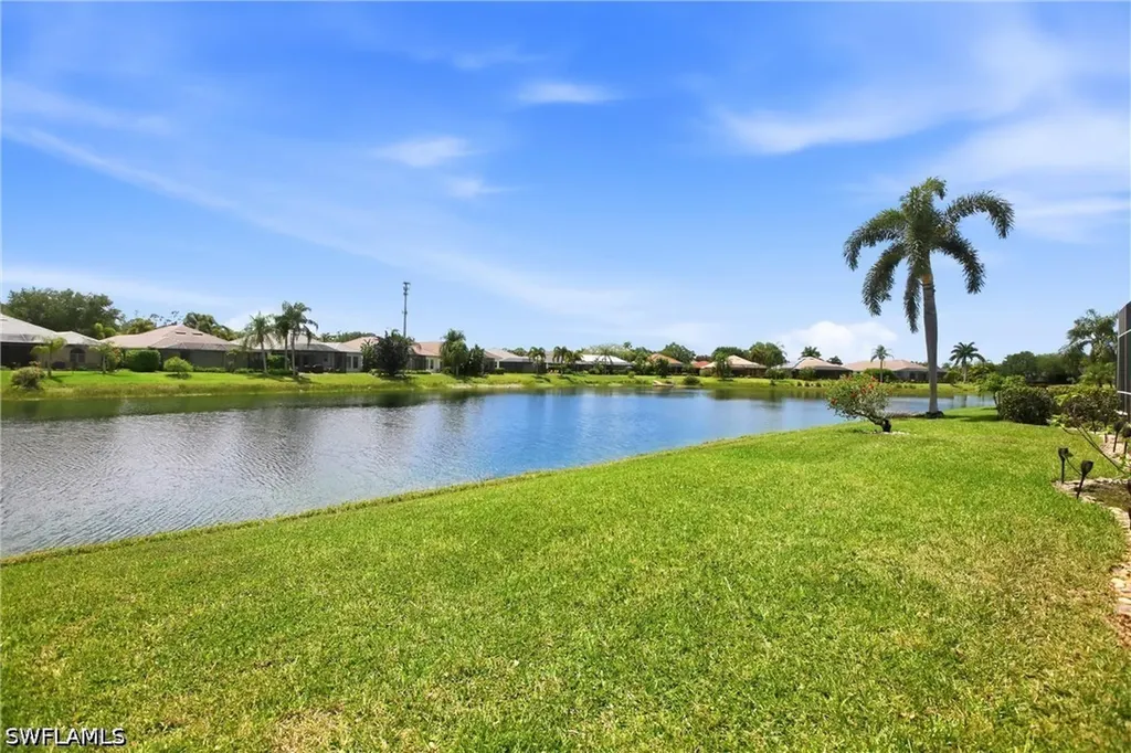 10815 Phoenix Way Naples FL 34119
