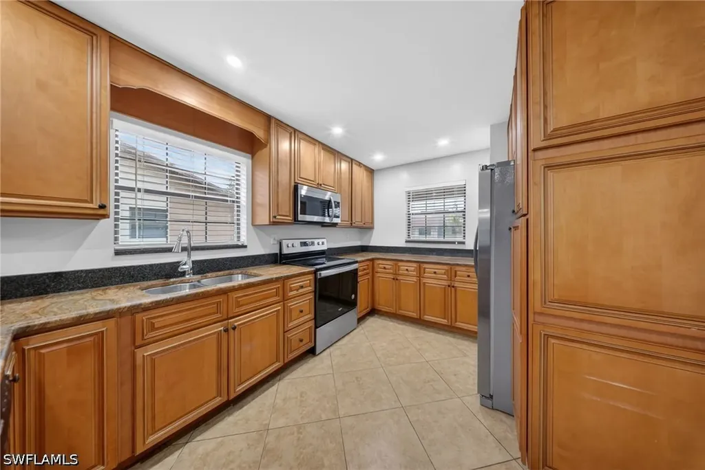 5270 Treetops Drive Naples FL 34113