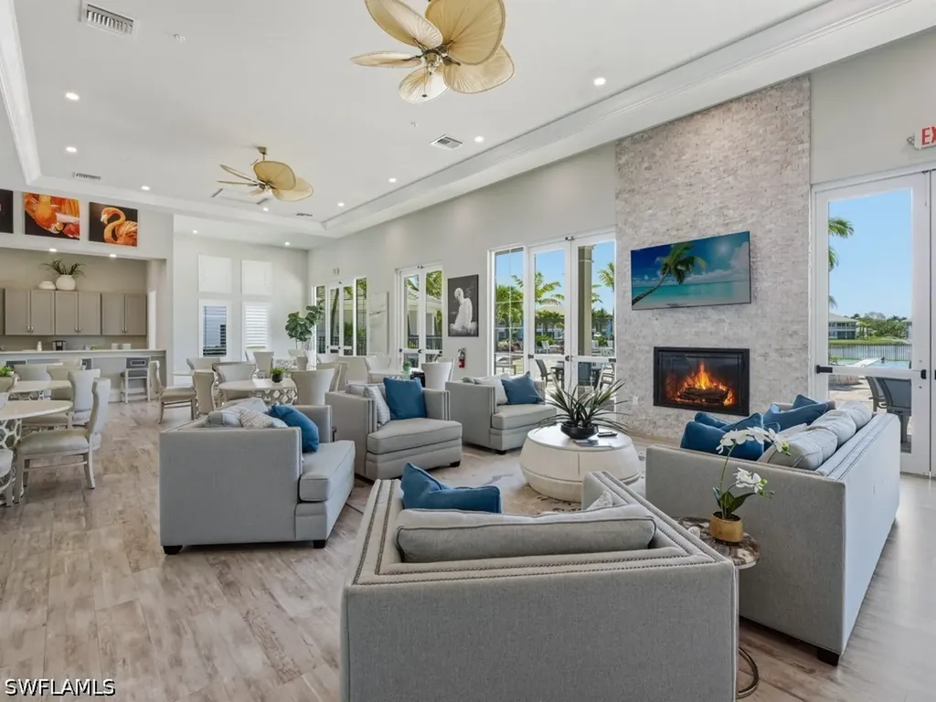 171 Indies Drive E Naples FL 34114