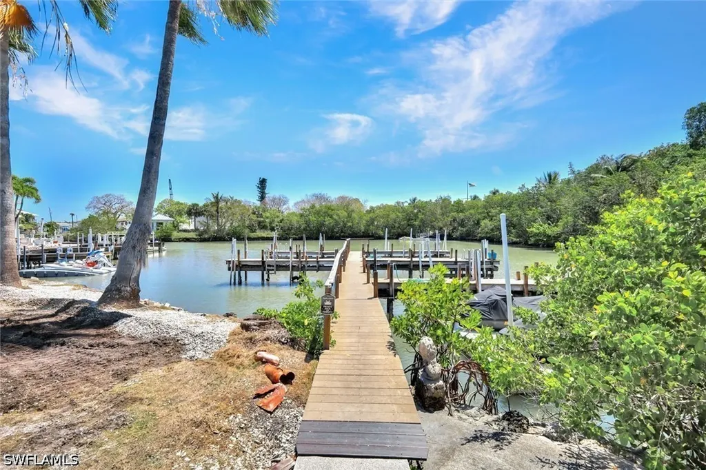 414 Papaya Street Goodland FL 34140