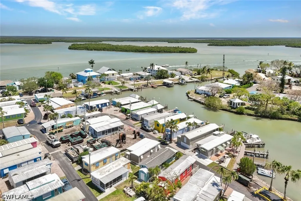 414 Papaya Street Goodland FL 34140