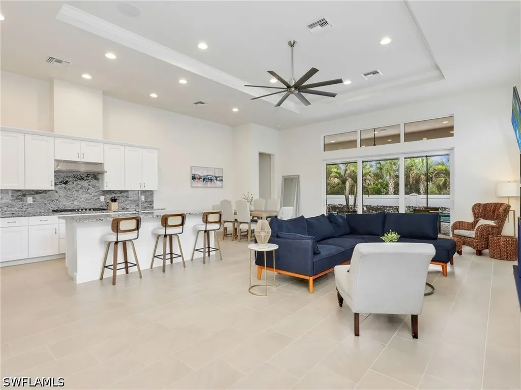 9288 Cayman Drive Naples FL 34114