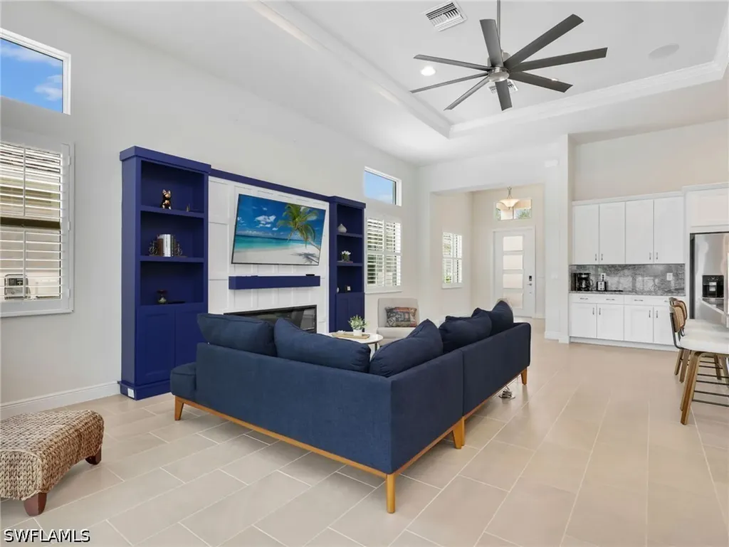 9288 Cayman Drive Naples FL 34114
