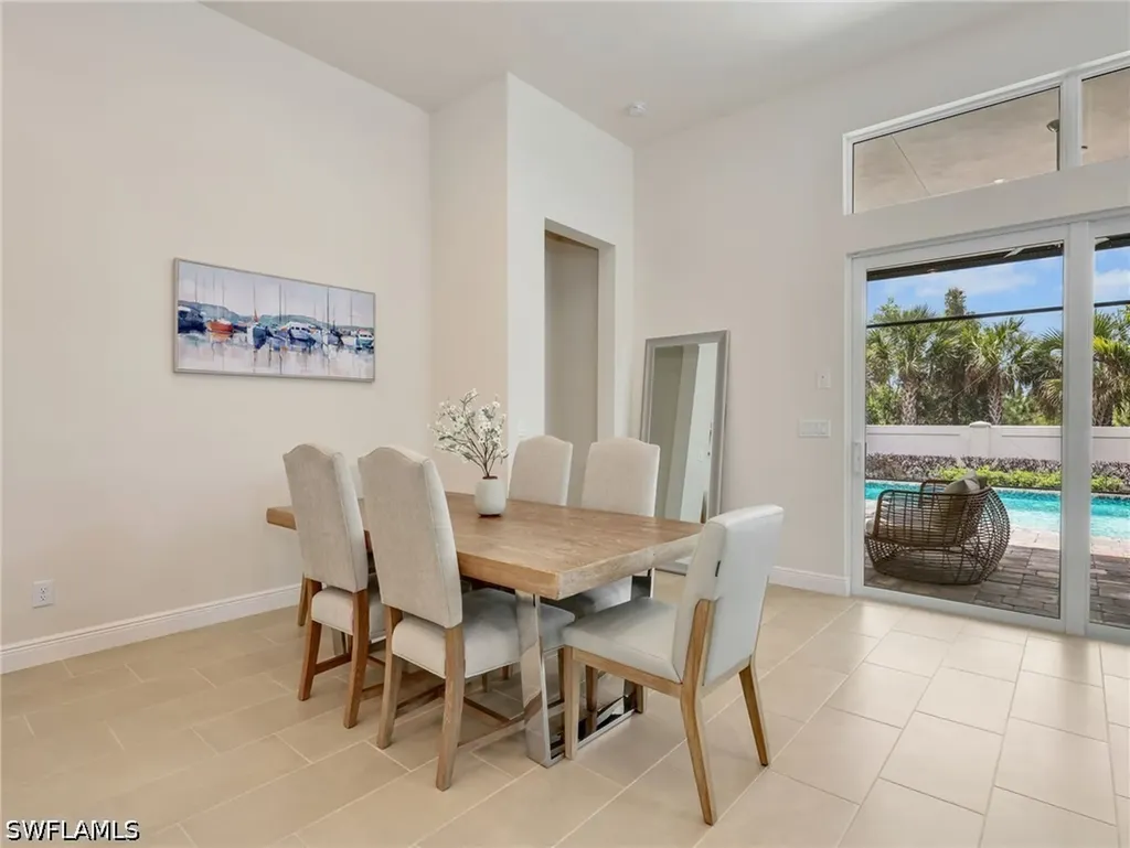 9288 Cayman Drive Naples FL 34114
