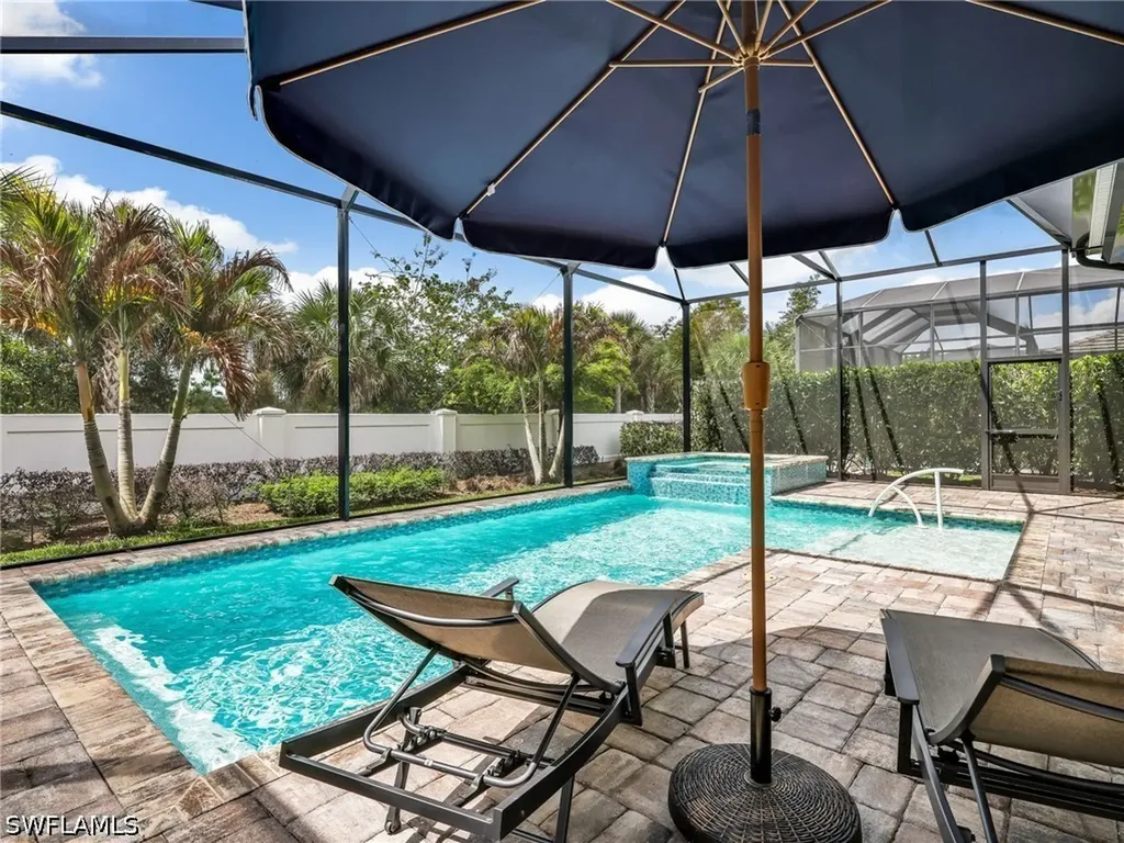 9288 Cayman Drive Naples FL 34114