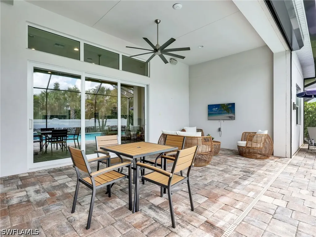 9288 Cayman Drive Naples FL 34114