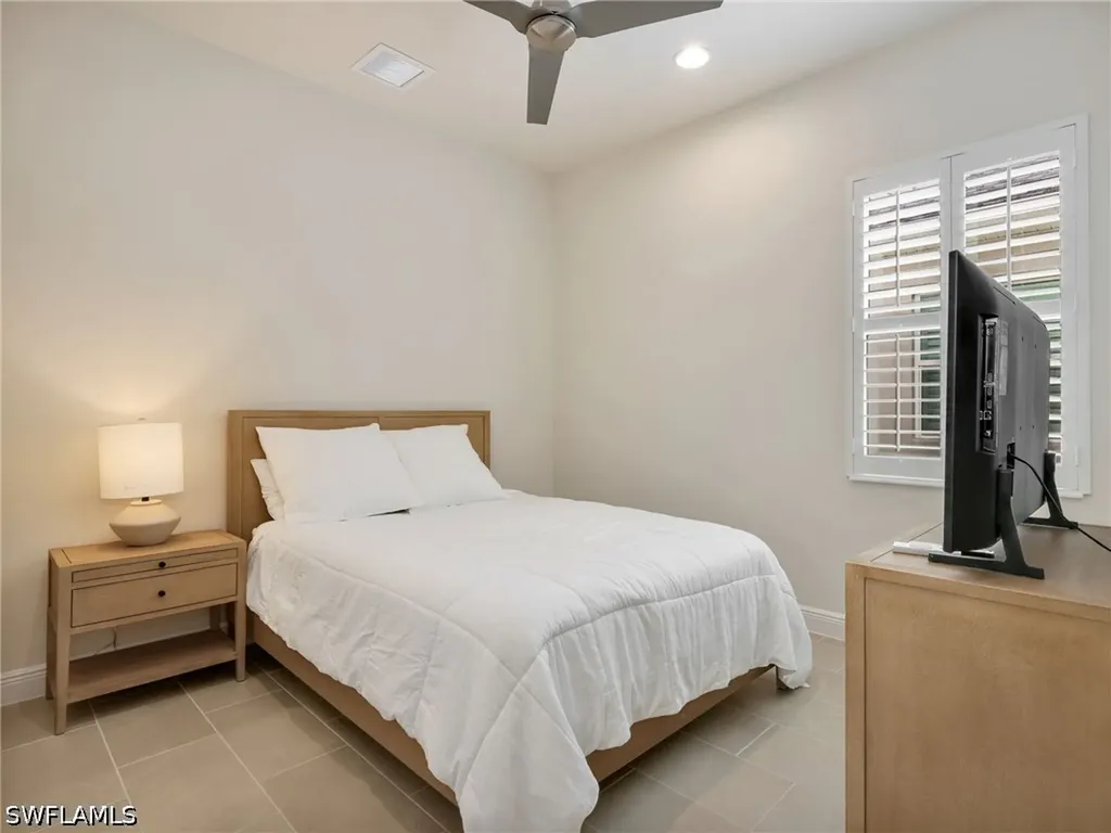 9288 Cayman Drive Naples FL 34114