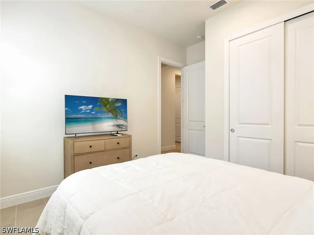 9288 Cayman Drive Naples FL 34114