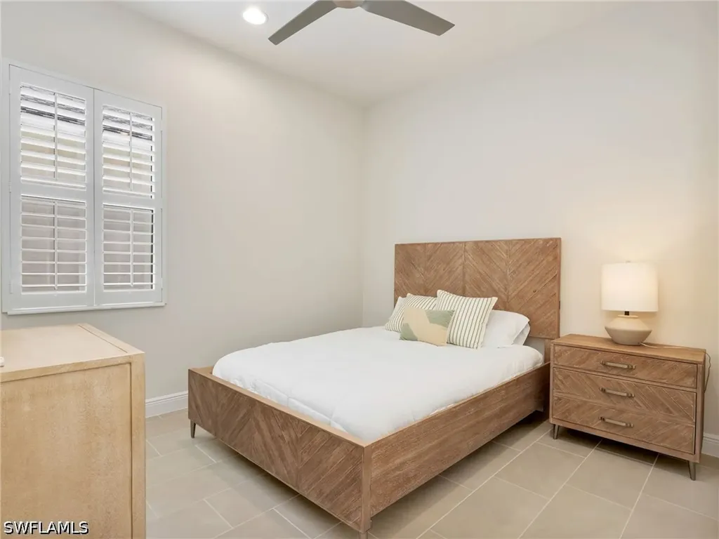 9288 Cayman Drive Naples FL 34114