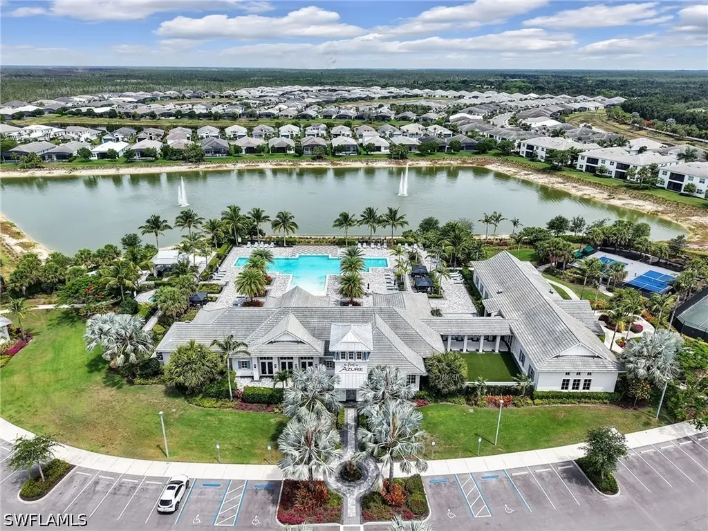 9288 Cayman Drive Naples FL 34114