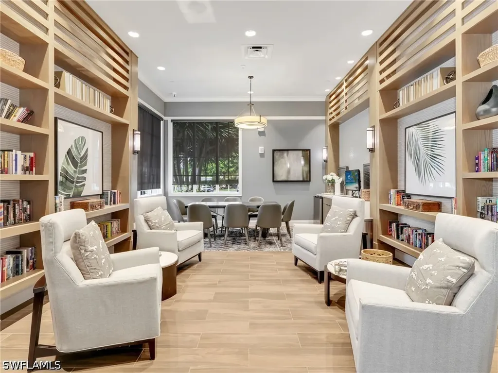 9288 Cayman Drive Naples FL 34114