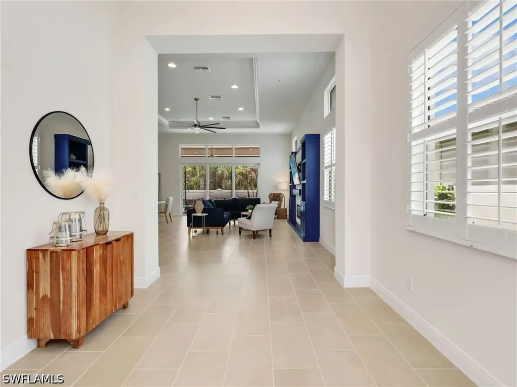 9288 Cayman Drive Naples FL 34114