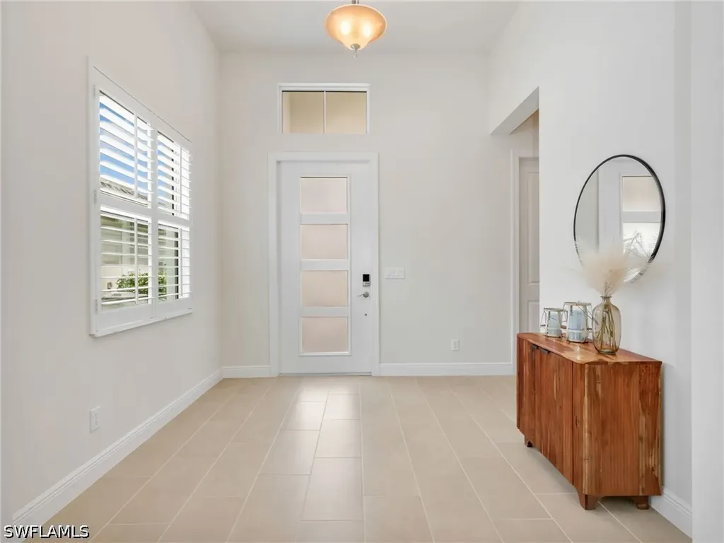 9288 Cayman Drive Naples FL 34114