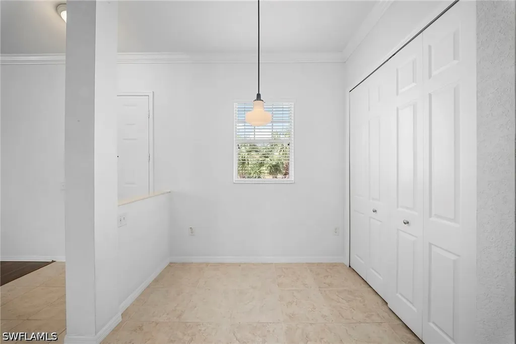 970 Peggy Circle Naples FL 34113