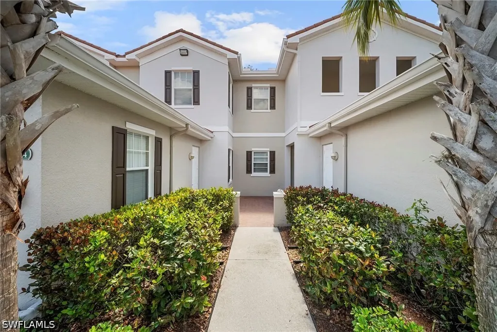 970 Peggy Circle Naples FL 34113