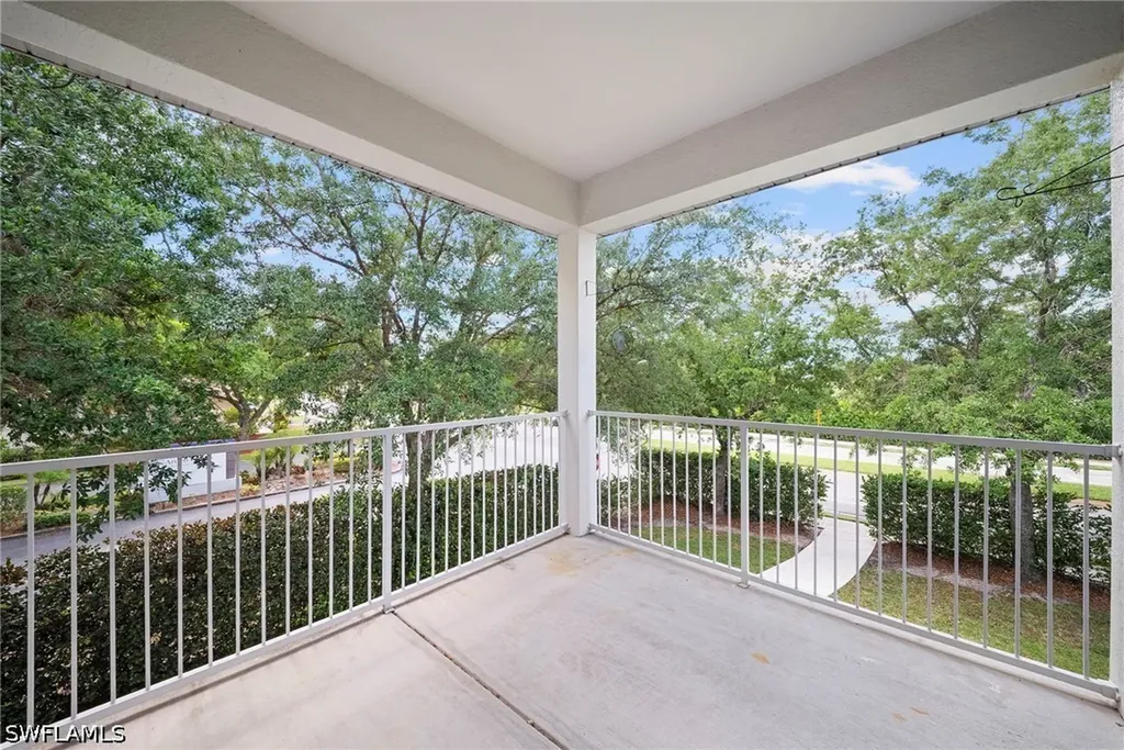 970 Peggy Circle Naples FL 34113