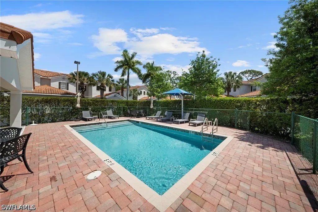 970 Peggy Circle Naples FL 34113