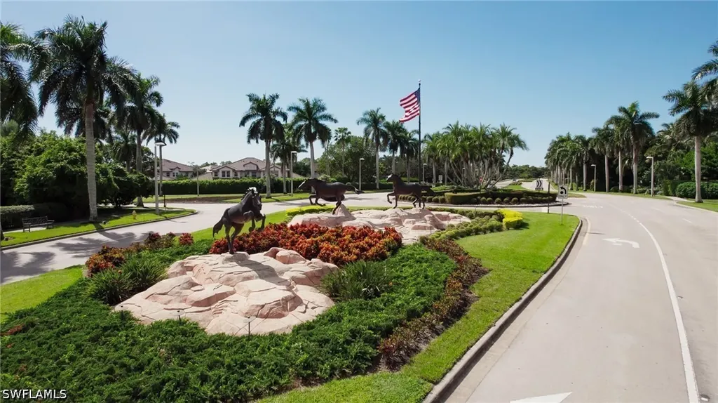 970 Peggy Circle Naples FL 34113